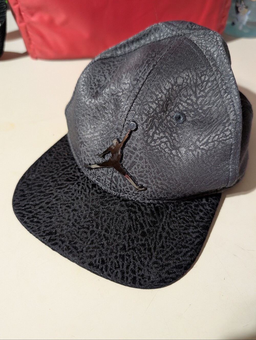 Jordan Metallic Jumpman Infant Snapback Hat - Black & Gray
